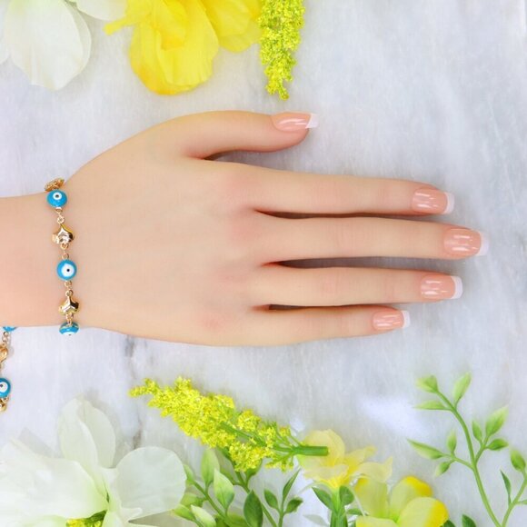 "Minimalist Bracelet, Sleek & Modern Design, Women’s Fashion, YC110025-B - Picture 9 of 10